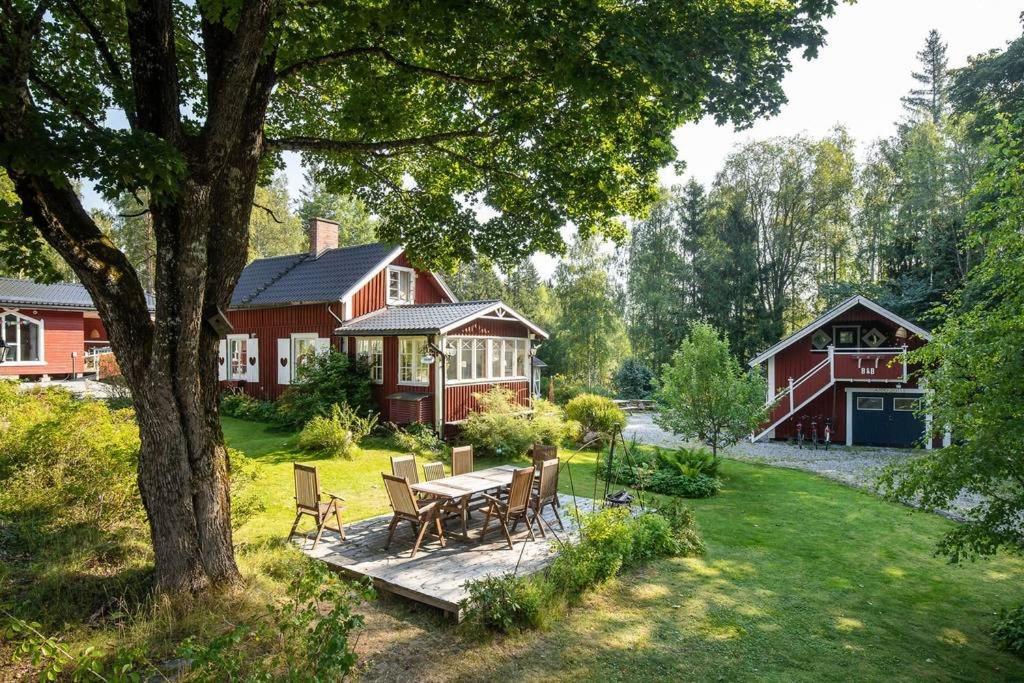 Hotel Hoega Backe Gaesthus Asphyttan Esterno foto